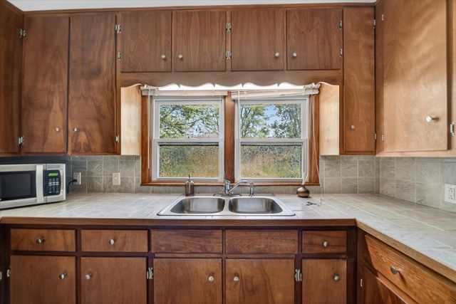 15370 Ackerson Drive, Battle Creek, MI 49014