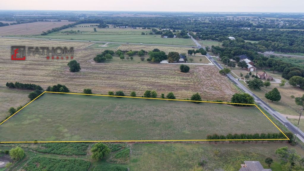 1220 Batchler Road, Red Oak, TX 75154