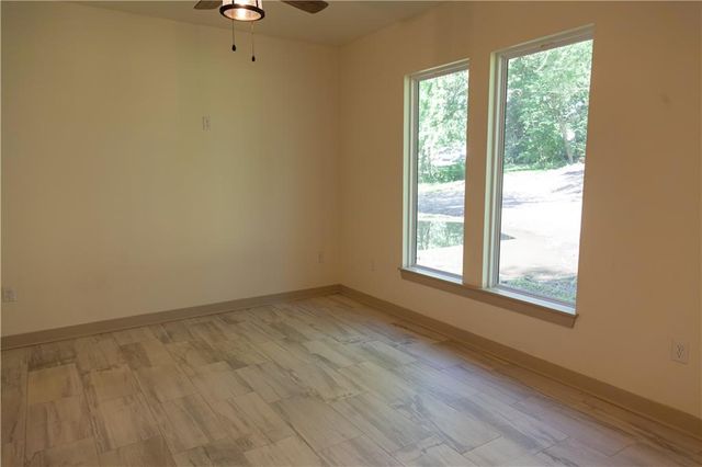 1334 S Pope Avenue, Independence, MO 64055
