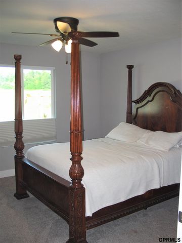 3031 Lakeside Drive, Plattsmouth, NE 68005