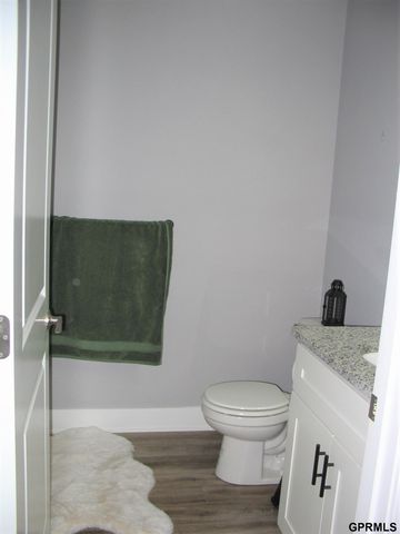 3031 Lakeside Drive, Plattsmouth, NE 68005