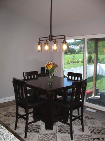 3031 Lakeside Drive, Plattsmouth, NE 68005