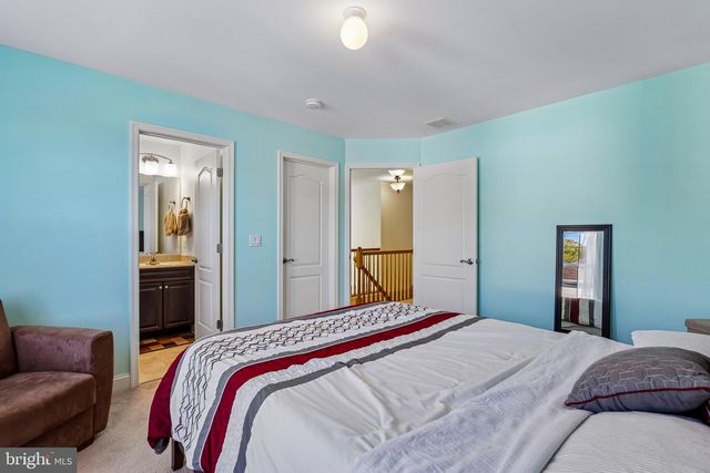 41 EMERALD RD, Robbinsville, NJ 08691