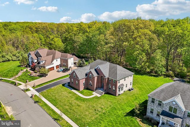41 EMERALD RD, Robbinsville, NJ 08691