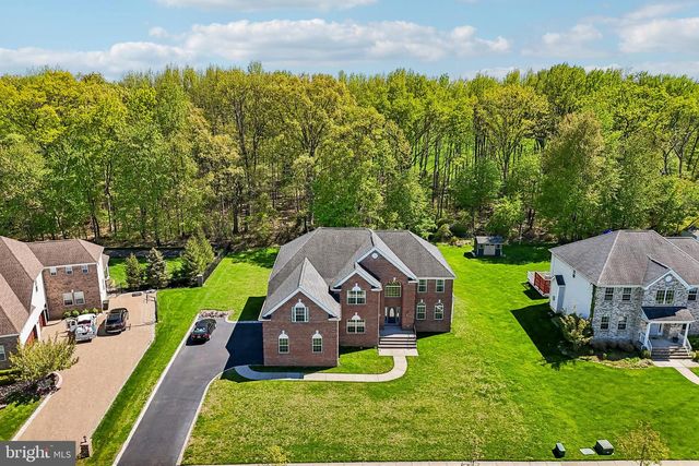 41 EMERALD RD, Robbinsville, NJ 08691