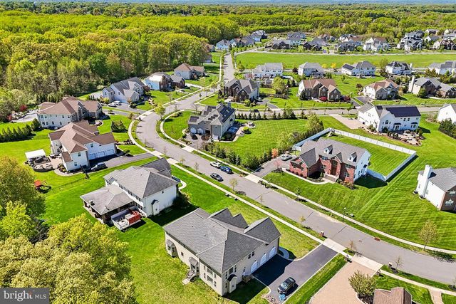 41 EMERALD RD, Robbinsville, NJ 08691