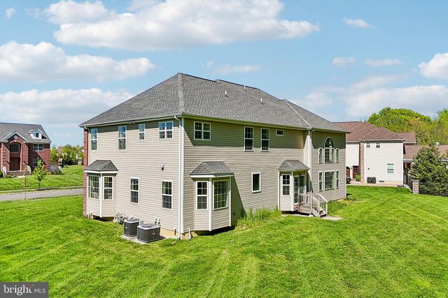 41 EMERALD RD, Robbinsville, NJ 08691