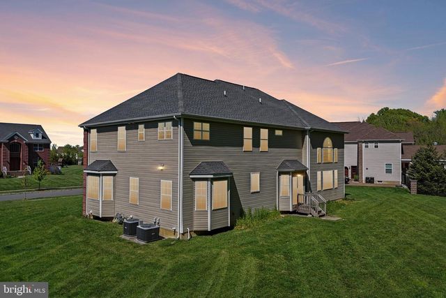 41 EMERALD RD, Robbinsville, NJ 08691