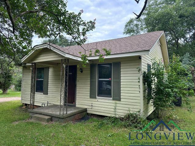 615 Millville Dr, Henderson, TX 75652