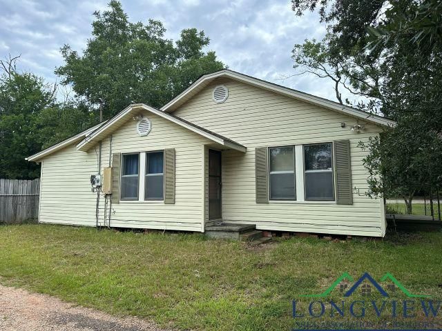 615 Millville Dr, Henderson, TX 75652