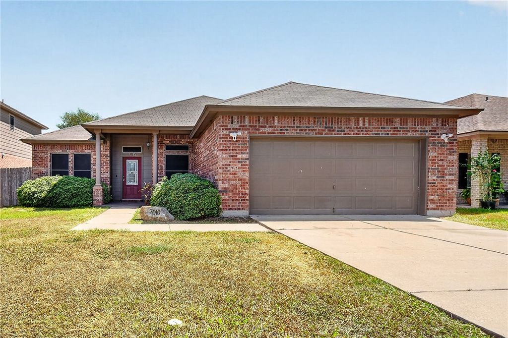 7010 Trantella Ct, Corpus Christi, TX 78414 — exterior