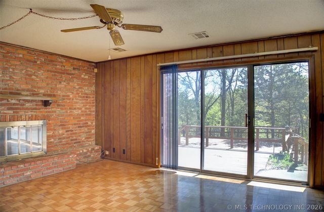 2920 Ridge Court, Bartlesville, OK 74006