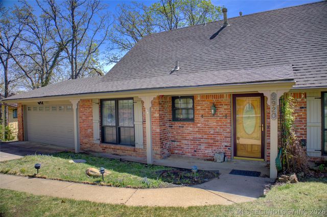2920 Ridge Court, Bartlesville, OK 74006