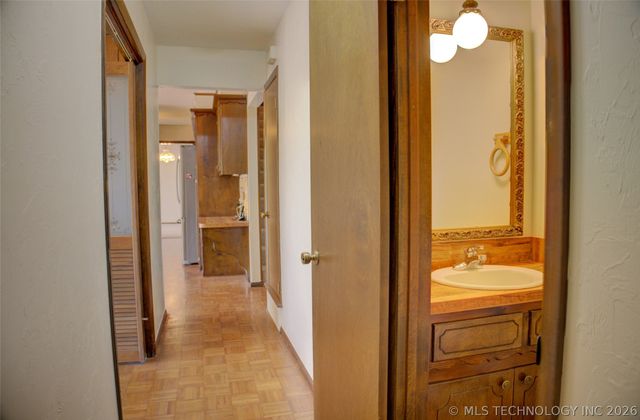 2920 Ridge Court, Bartlesville, OK 74006