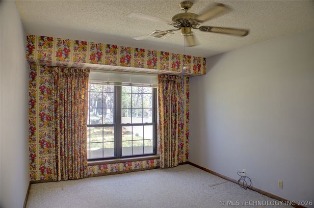 2920 Ridge Court, Bartlesville, OK 74006