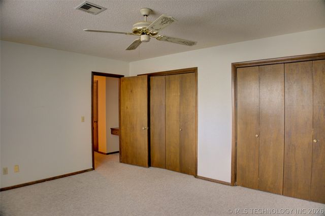 2920 Ridge Court, Bartlesville, OK 74006