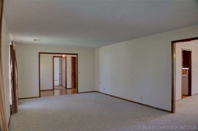 2920 Ridge Court, Bartlesville, OK 74006