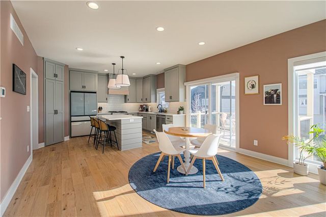 1829 Green Meadow Drive, Liberty, MO 64068