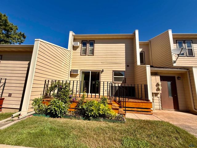 320 44TH, Rapid City, SD 57702