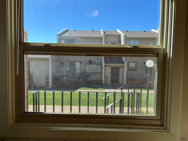320 44TH, Rapid City, SD 57702