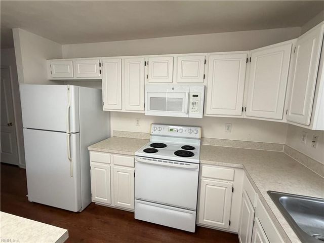 1501 Yountville CT, Virginia Beach, VA 23456