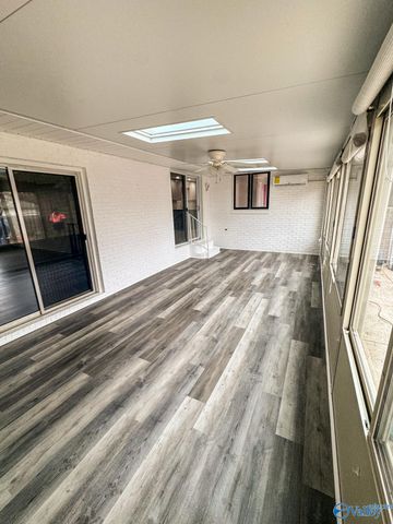 10103 Dunbarton Drive, Huntsville, AL 35803