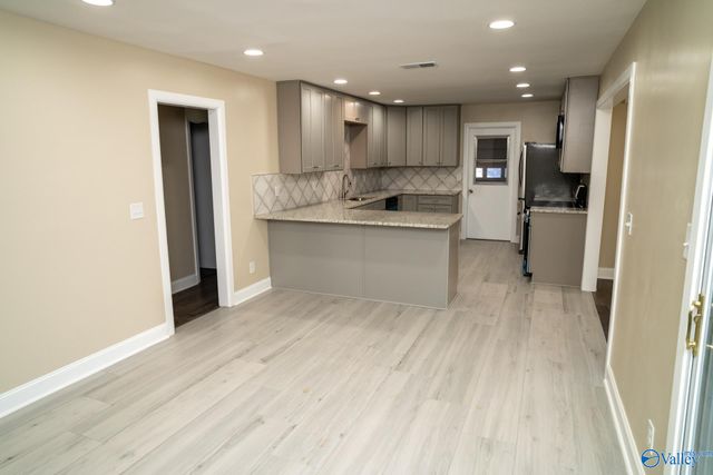 10103 Dunbarton Drive, Huntsville, AL 35803