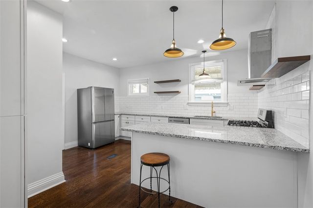 246 E 14th Ave, Homestead, PA 15120