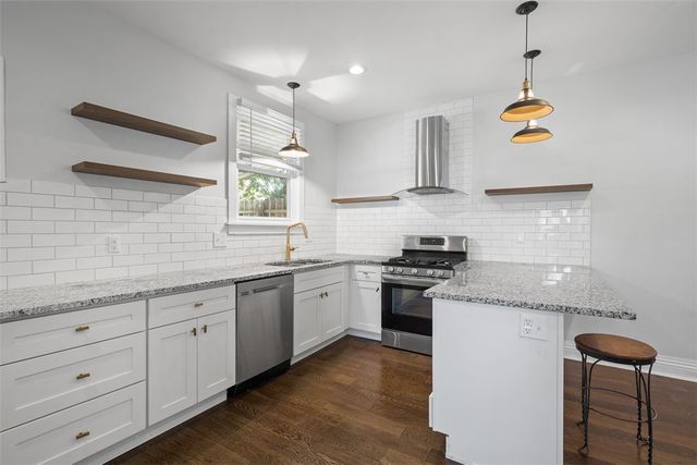 246 E 14th Ave, Homestead, PA 15120