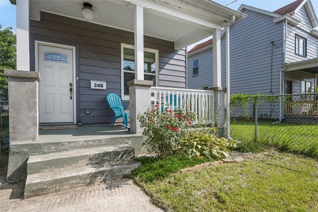 246 E 14th Ave, Homestead, PA 15120