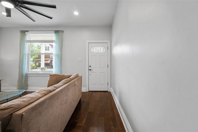 246 E 14th Ave, Homestead, PA 15120