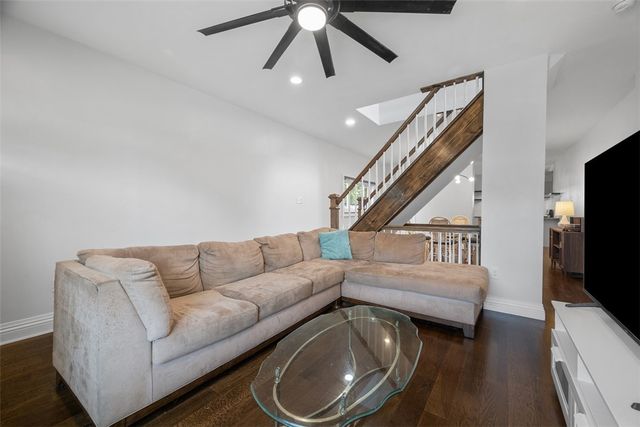 246 E 14th Ave, Homestead, PA 15120