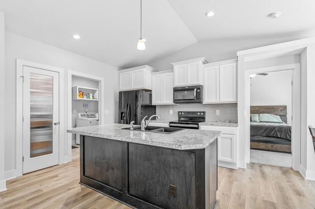 13017 W Blake Ct, Wichita, KS 67235