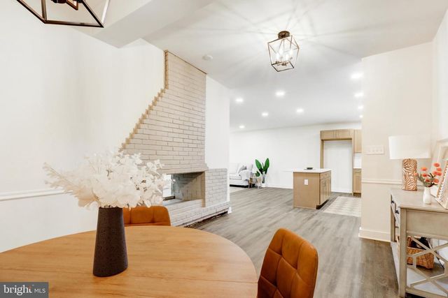 904 S CHESTER RD, West Chester, PA 19382