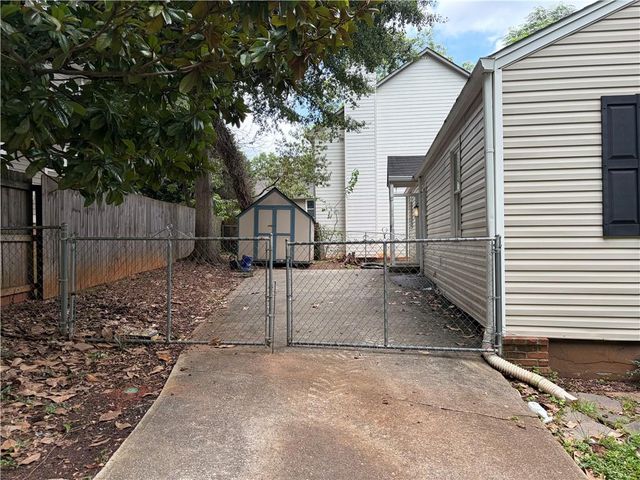 1470 Woodbine Avenue SE, Atlanta, GA 30317