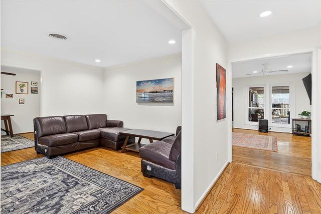 722 Brock Dr, Corpus Christi, TX 78412