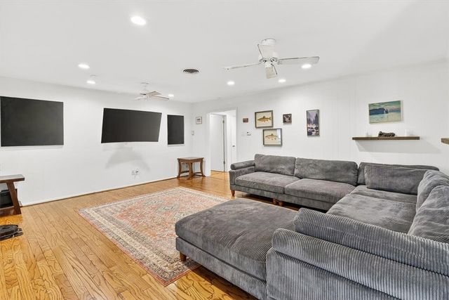 722 Brock Dr, Corpus Christi, TX 78412