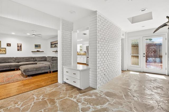 722 Brock Dr, Corpus Christi, TX 78412