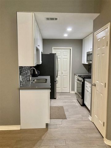 3522 Mattingham Drive, Houston, TX 77066
