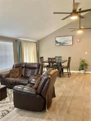 3522 Mattingham Drive, Houston, TX 77066