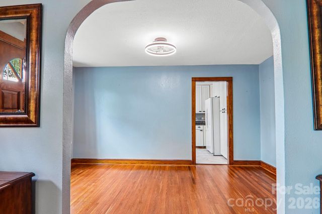 2627 White Oak Road, Burnsville, NC 28714