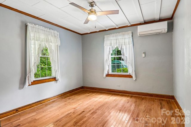 2627 White Oak Road, Burnsville, NC 28714