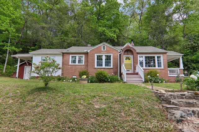 2627 White Oak Road, Burnsville, NC 28714