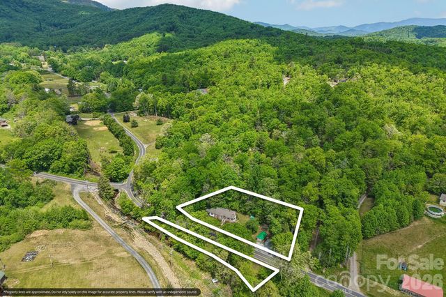 2627 White Oak Road, Burnsville, NC 28714