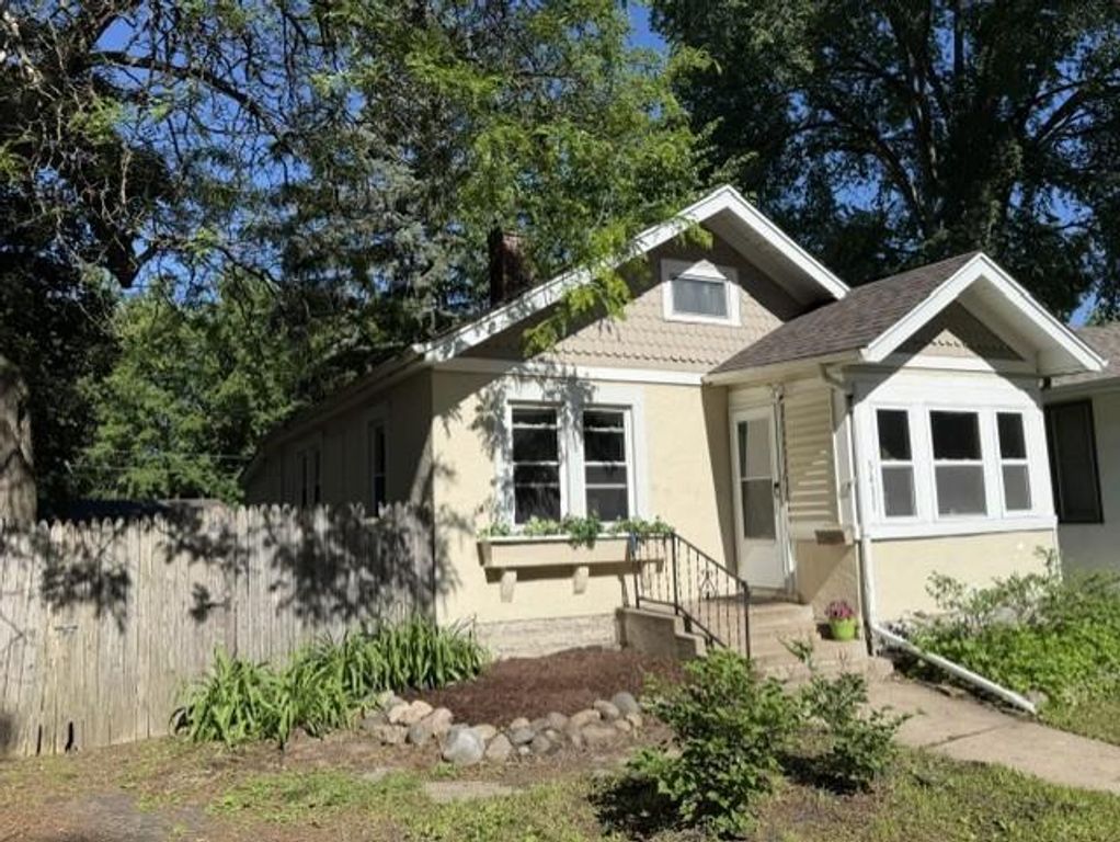 3411 Queen Avenue N, Minneapolis, MN 55412