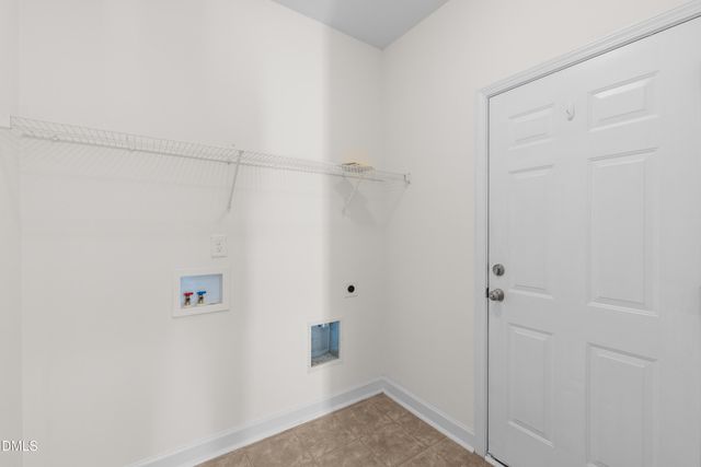 2458 Valley Drive, Clayton, NC 27520