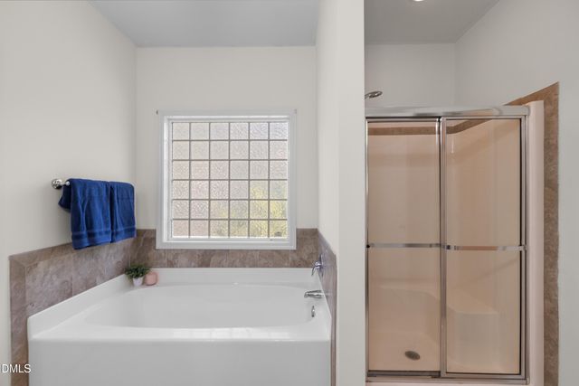 2458 Valley Drive, Clayton, NC 27520