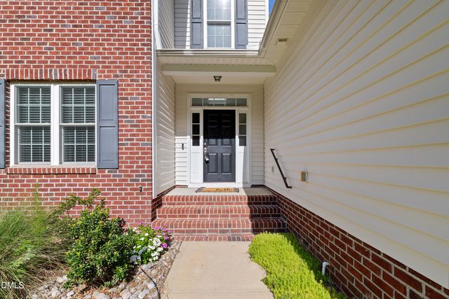 2458 Valley Drive, Clayton, NC 27520