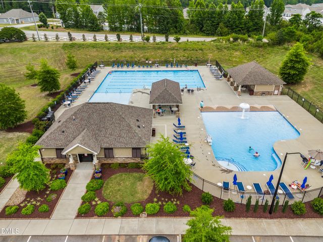 2458 Valley Drive, Clayton, NC 27520