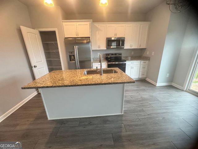 979 Dortch Road, Eastanollee, GA 30538
